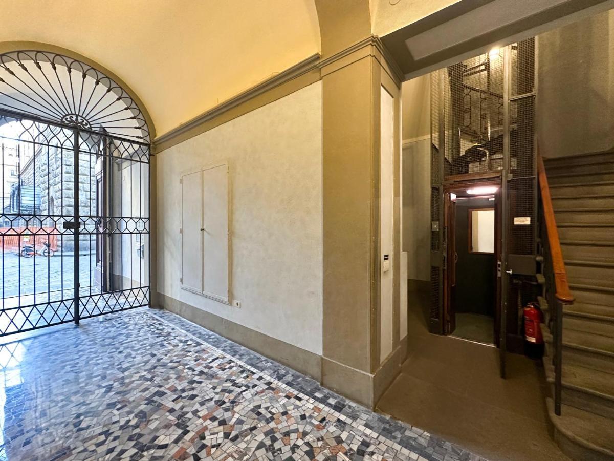 Penthouse In Palace Strozzi Florence