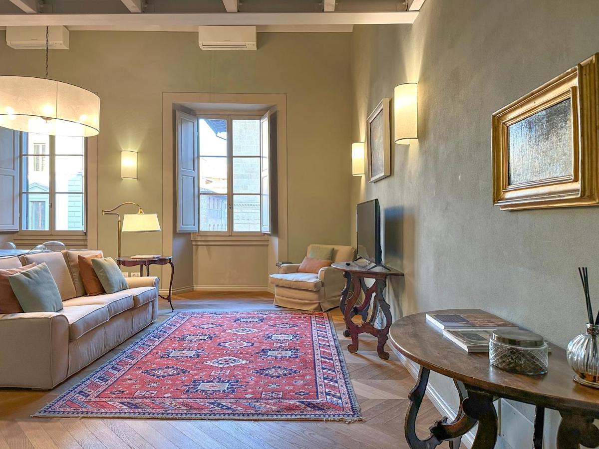 Penthouse In Palace Strozzi * Florence