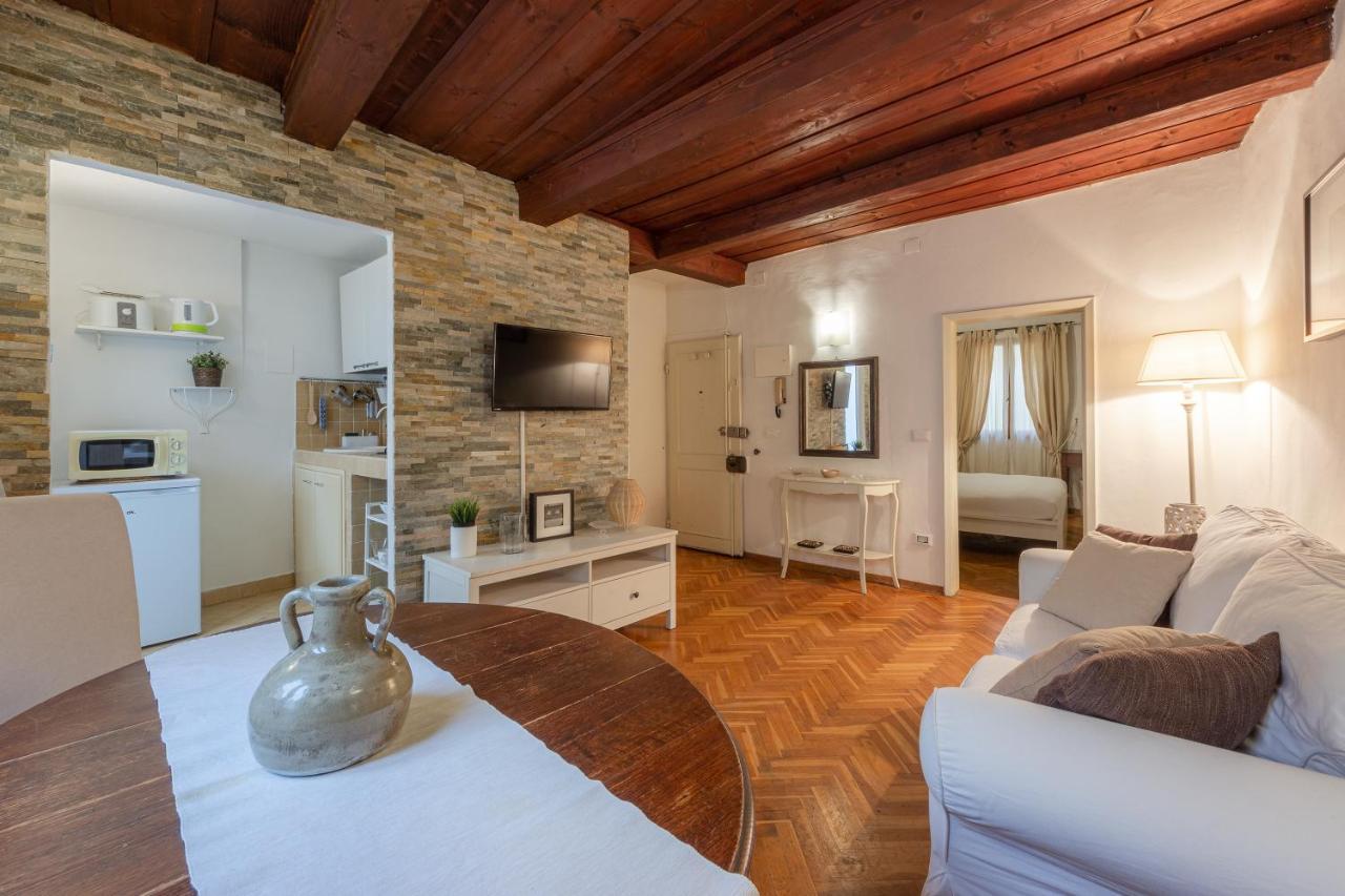Signoria Florentine Apartment Florence