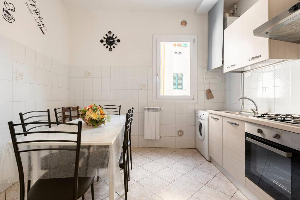 Santa Croce Apartment