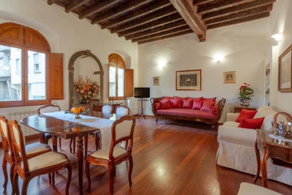 Elegant Ramaglianti Flat -santo Spirito District Apartment