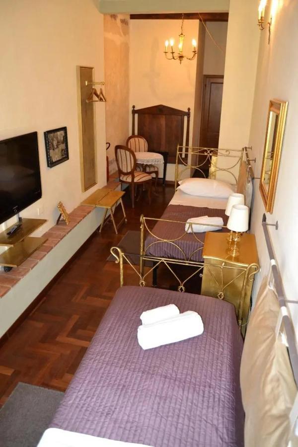 The Black Sheep Bed & Breakfast *