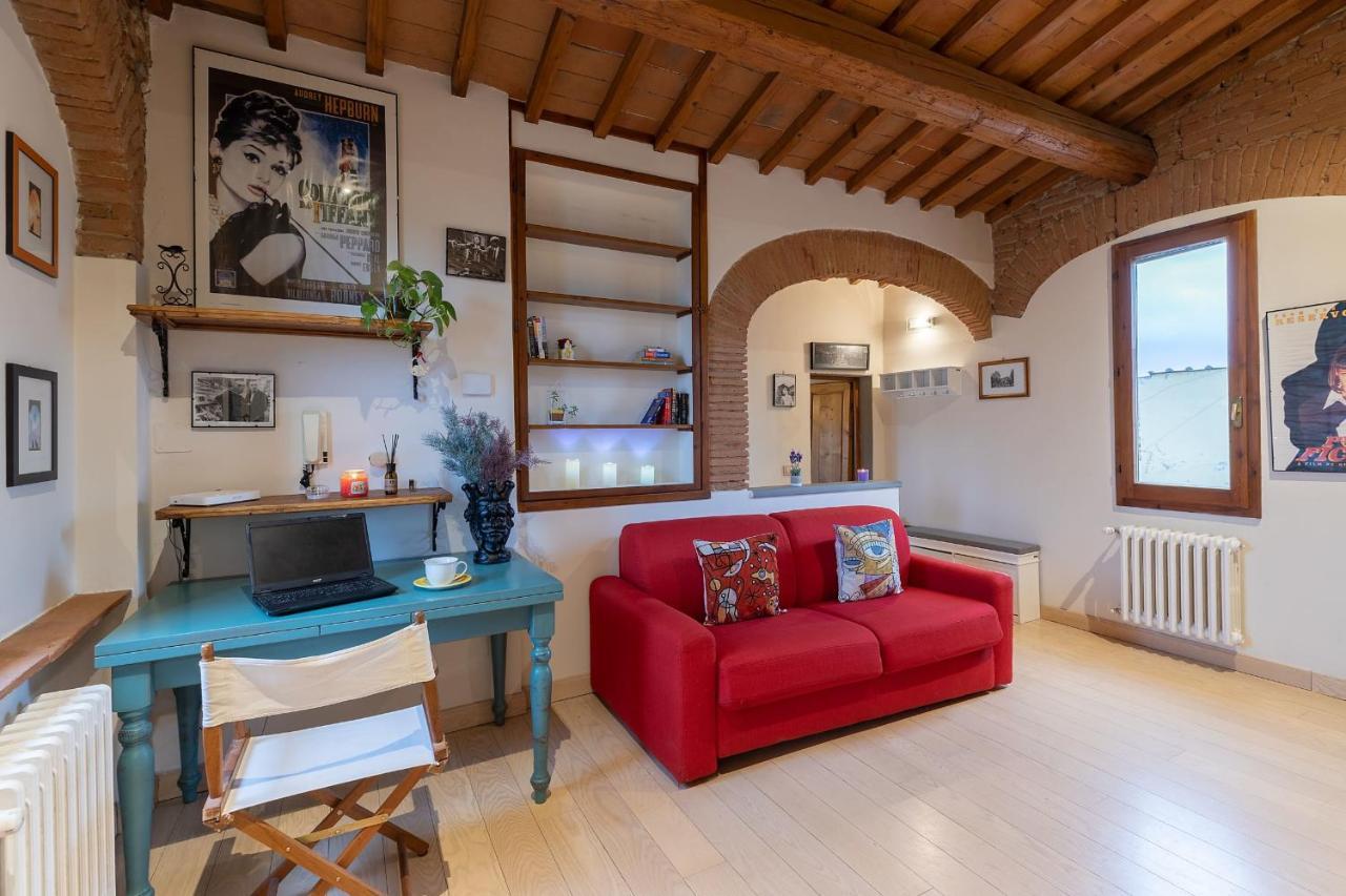 San Zanobi Nest In Florence