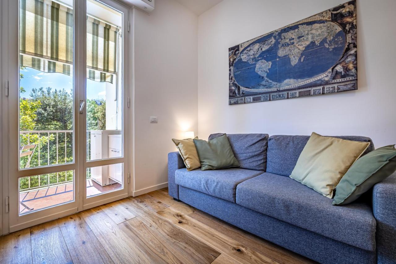 Yid Buonvicini Design In Out Of Ztl Apartment *