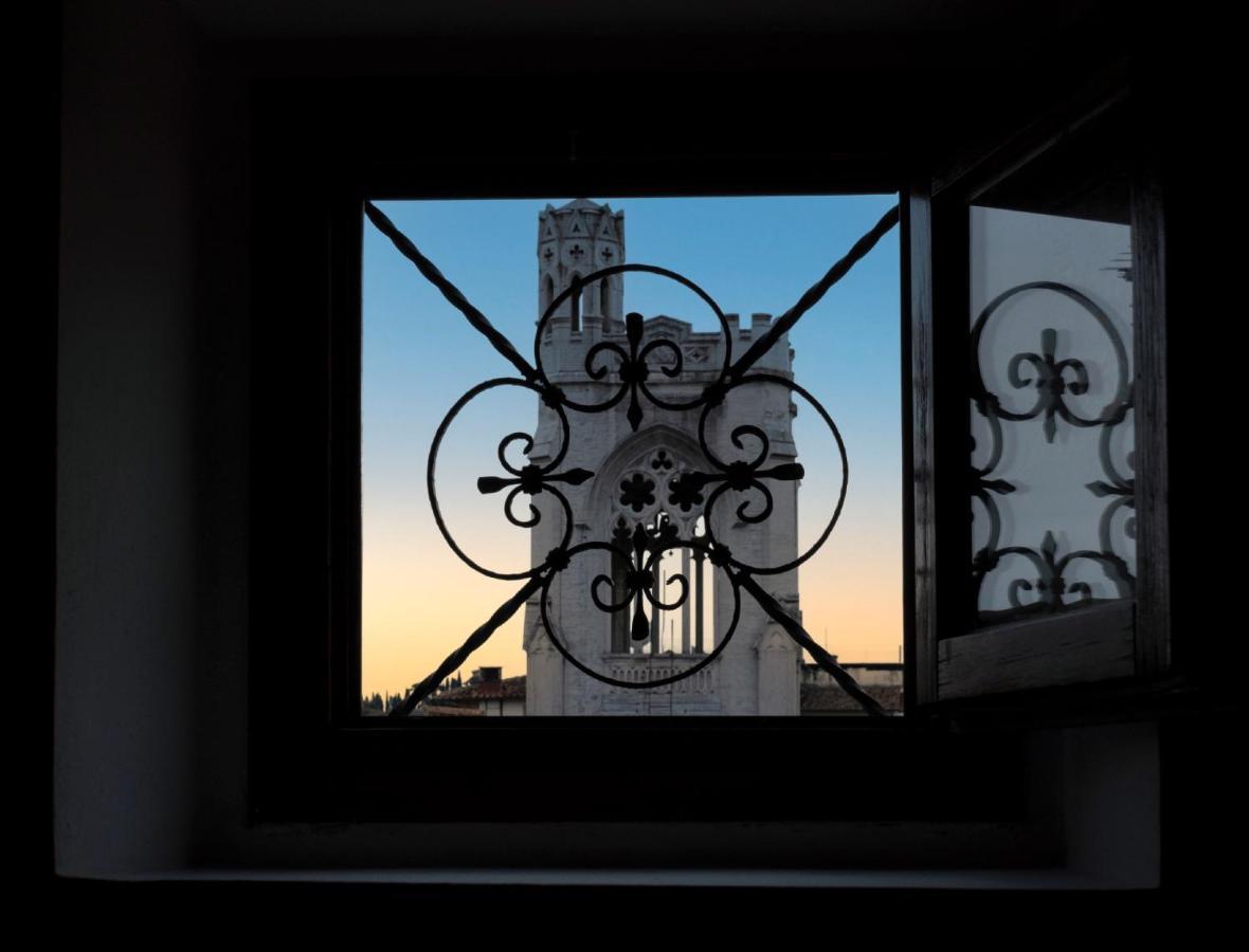D/t Elegant & Spacious Flat 2' Walk Train Station * Firenze