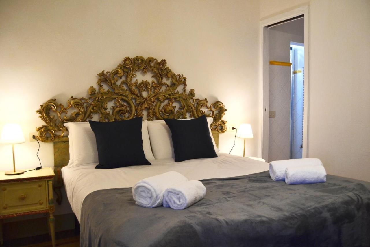 Bed & Breakfast Heart *