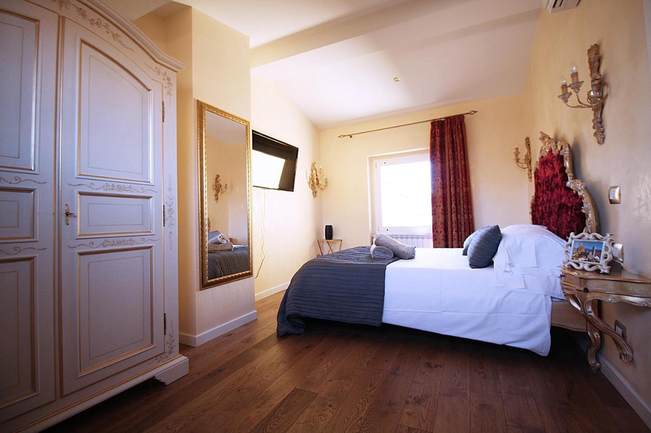 Apartment Homedoapartments Deluxe Terme