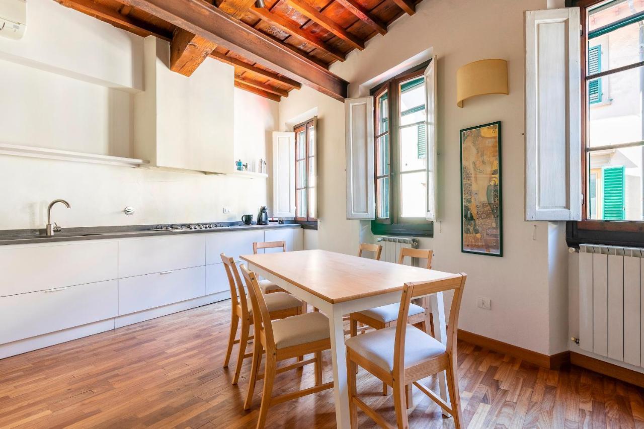 Apartment Pilastri 44