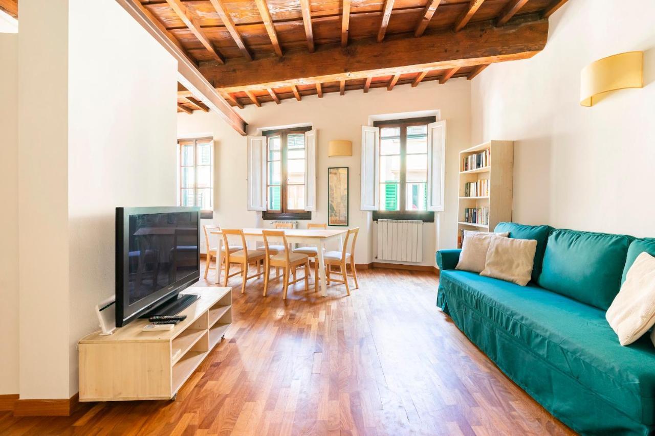 Apartment Pilastri 44 Florence