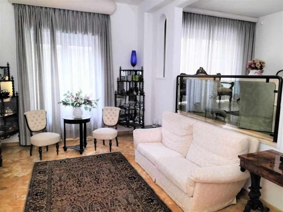 Appartamento Lorenzo Il Magnifico Elegant With Two Bedrooms Firenze