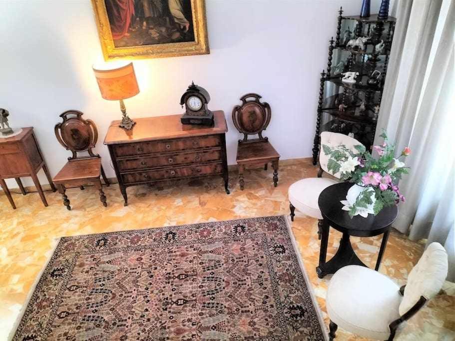 Lorenzo Il Magnifico Elegant With Two Bedrooms Appartamento Firenze
