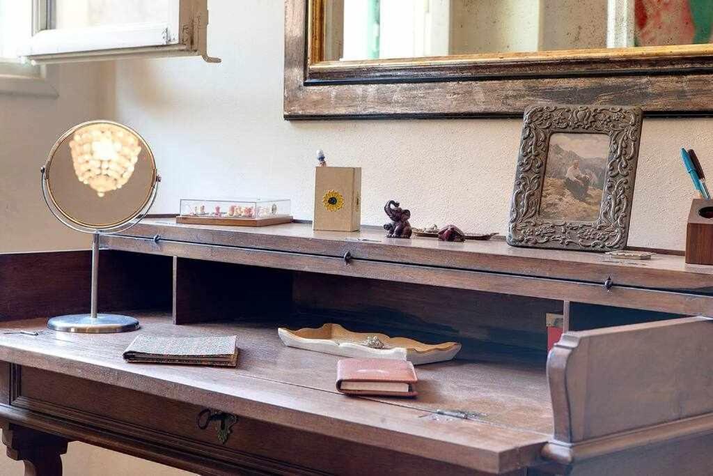 Elegante In Collina