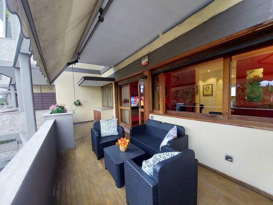 Lungarno 32 With Private Parking Florence
