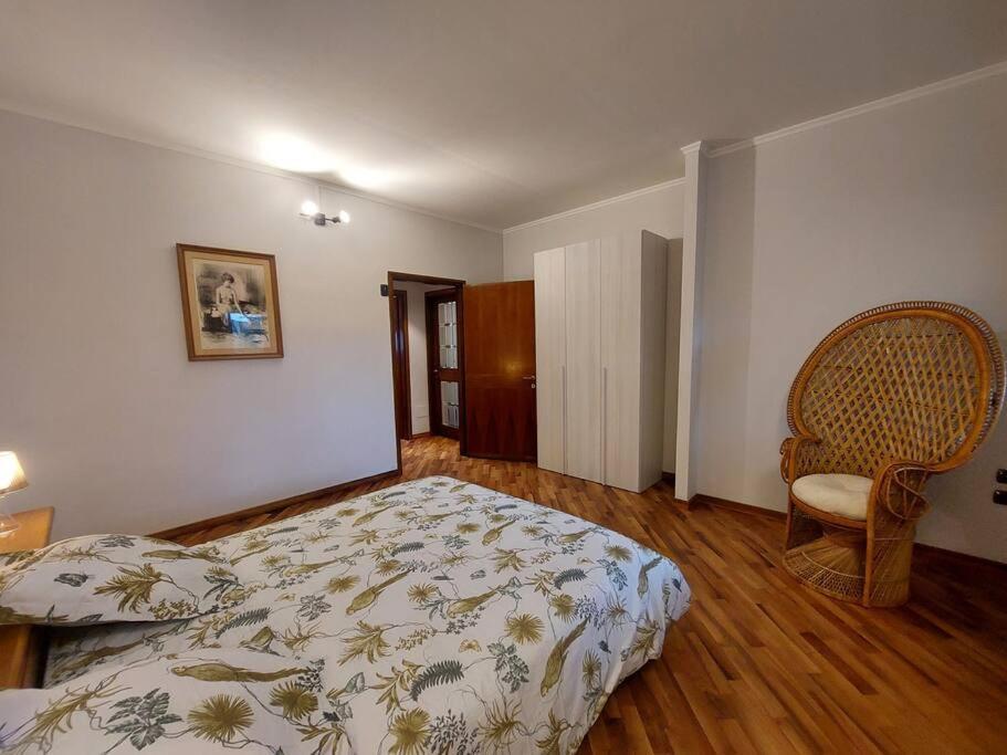 Lungarno 32 With Private Parking Florence