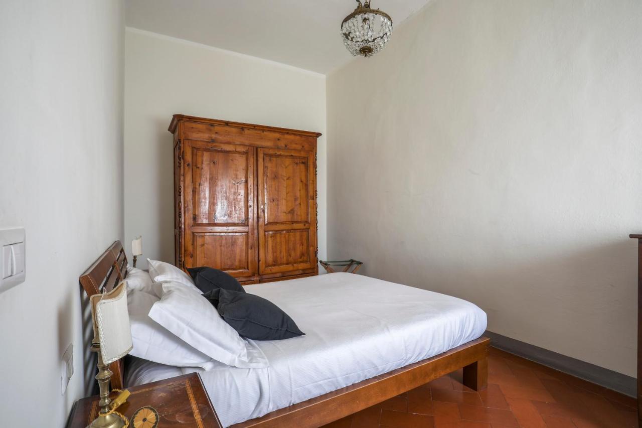 Apartment With Terrace Facing Duomo Florence