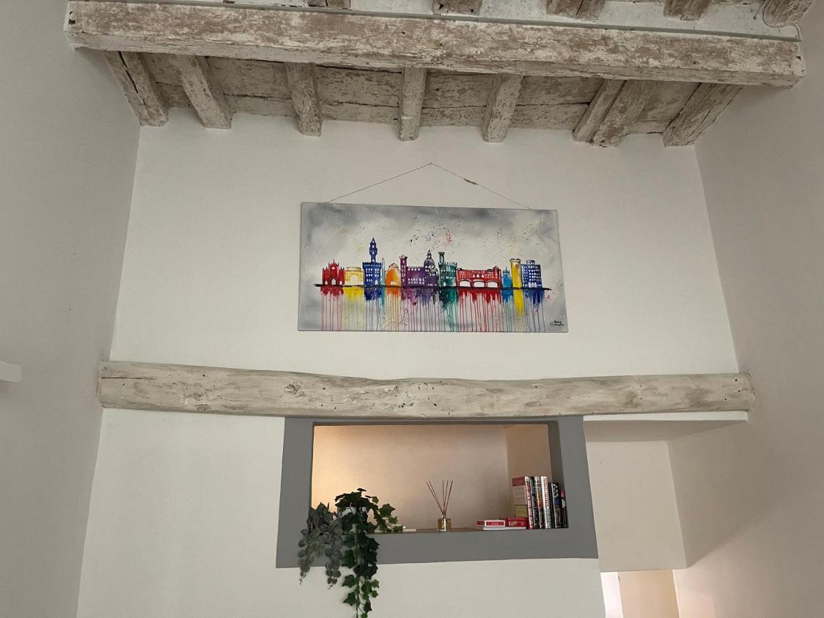 Unique And Antique Appartamento