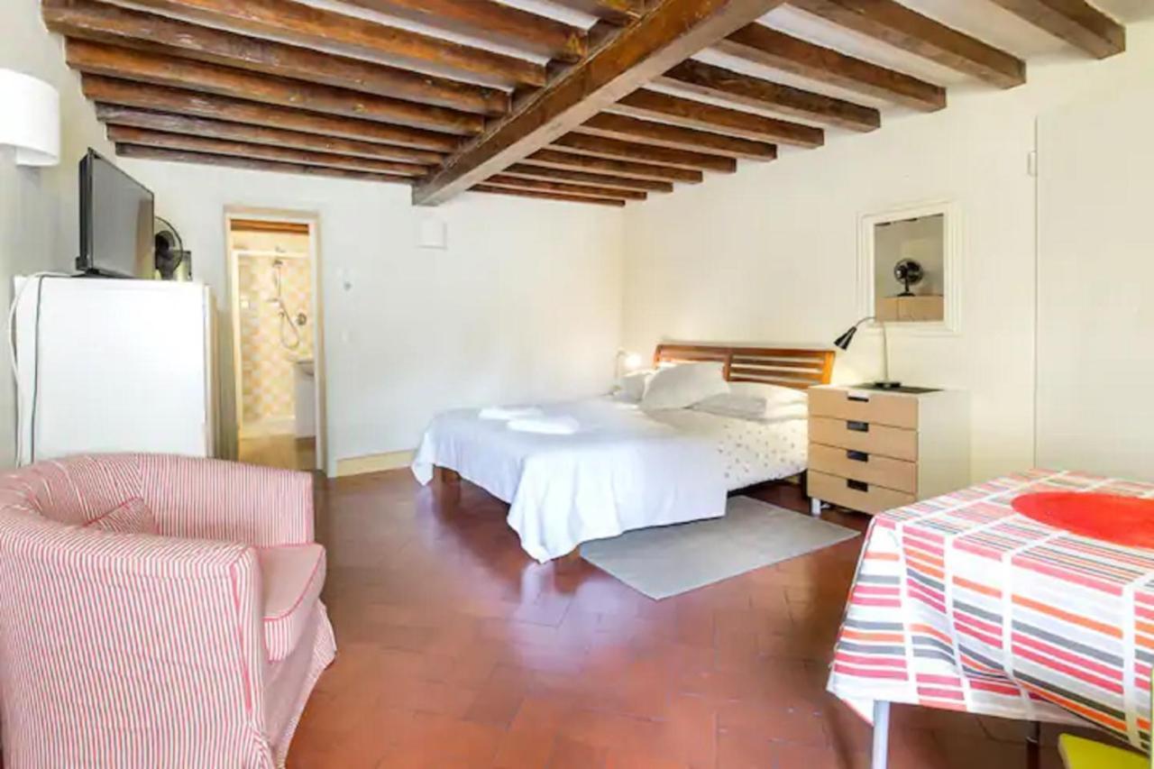 No2 Ancient Palazzo Apartment Florence