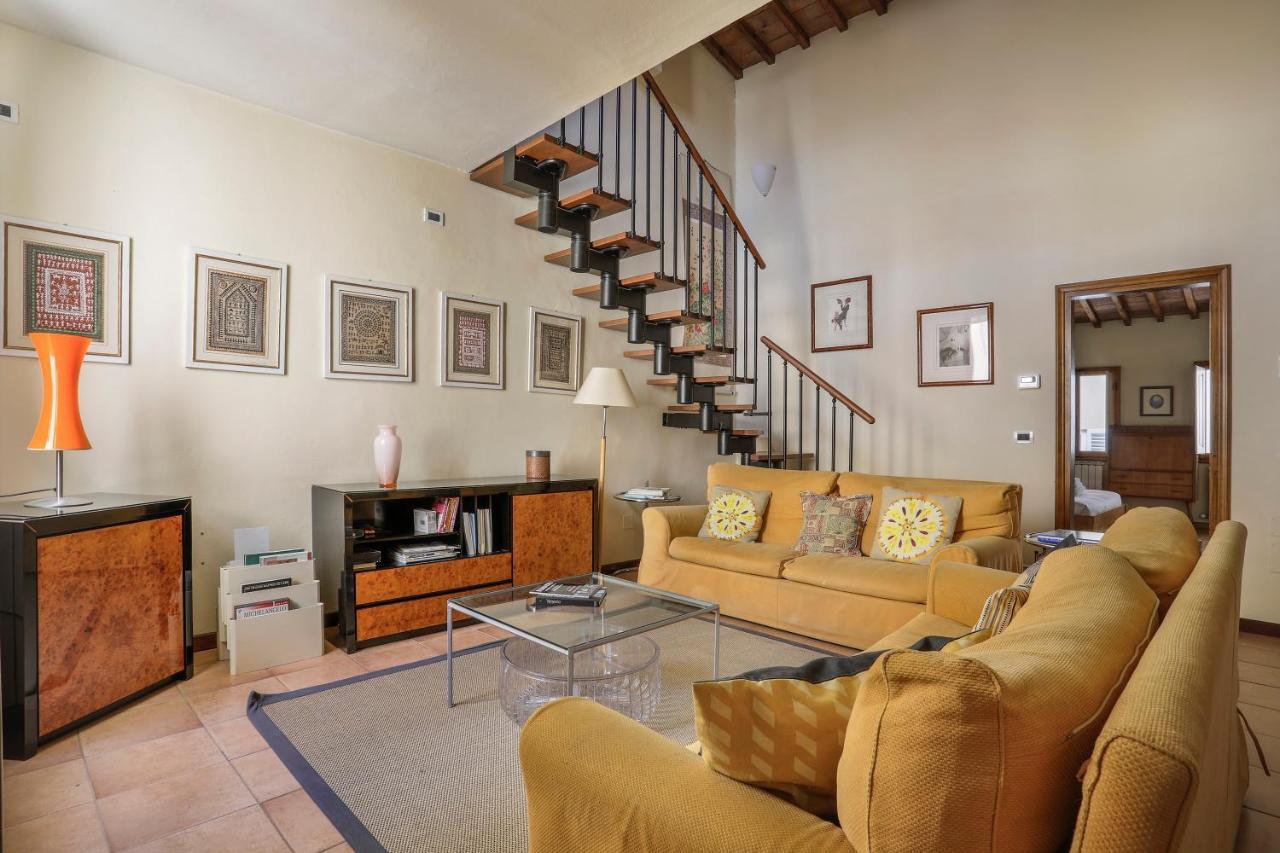 Charming In Oltrarno