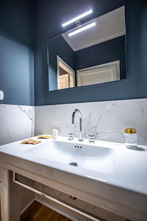 Yid Lamarmora Luxury Contemporary Apartment