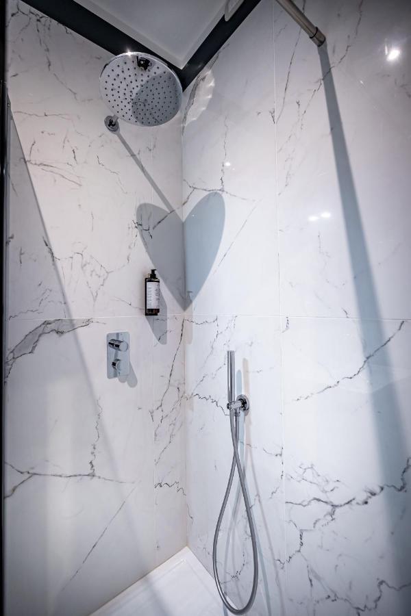 Yid Lamarmora Luxury Contemporary Apartment Florence