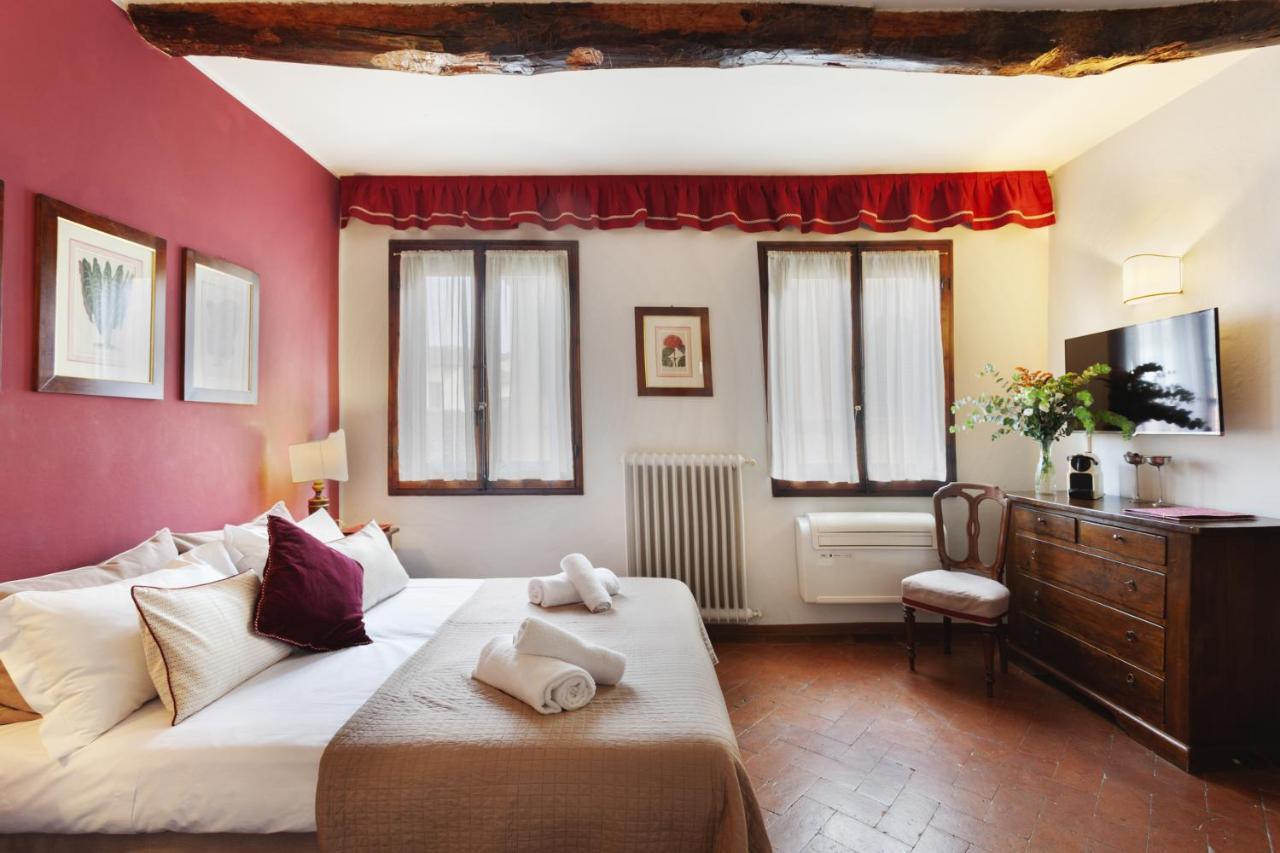 Apartment S. Spirito Flat