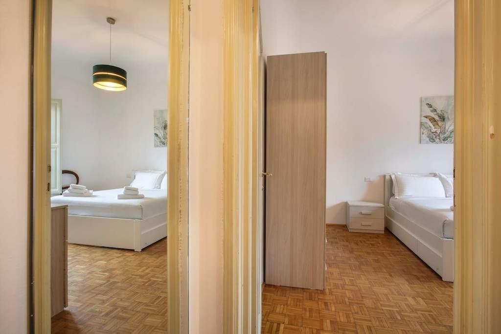 Palazzo Borghese 2 Bedroom * Florence