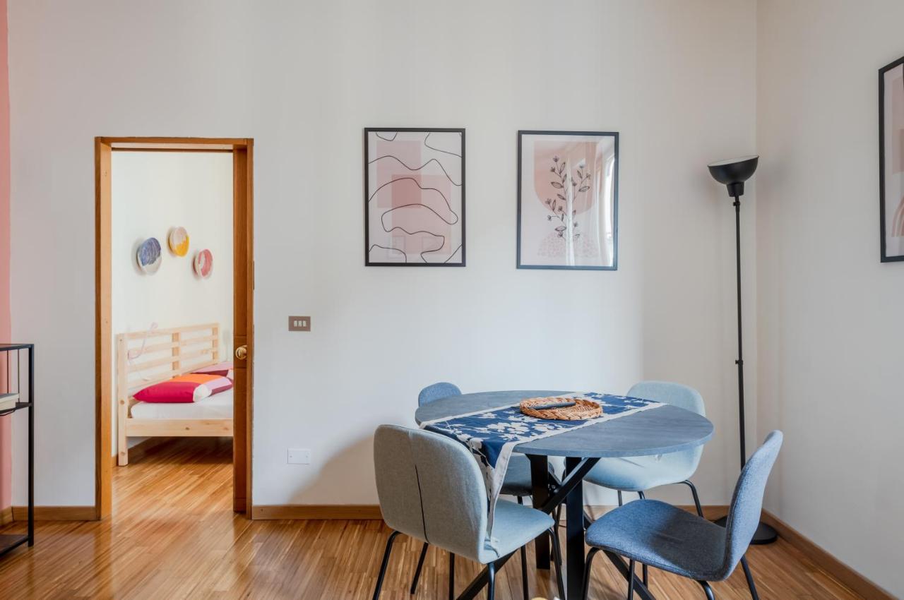 Apartment Santa Croce - Chic Retreat In The Heart Of
