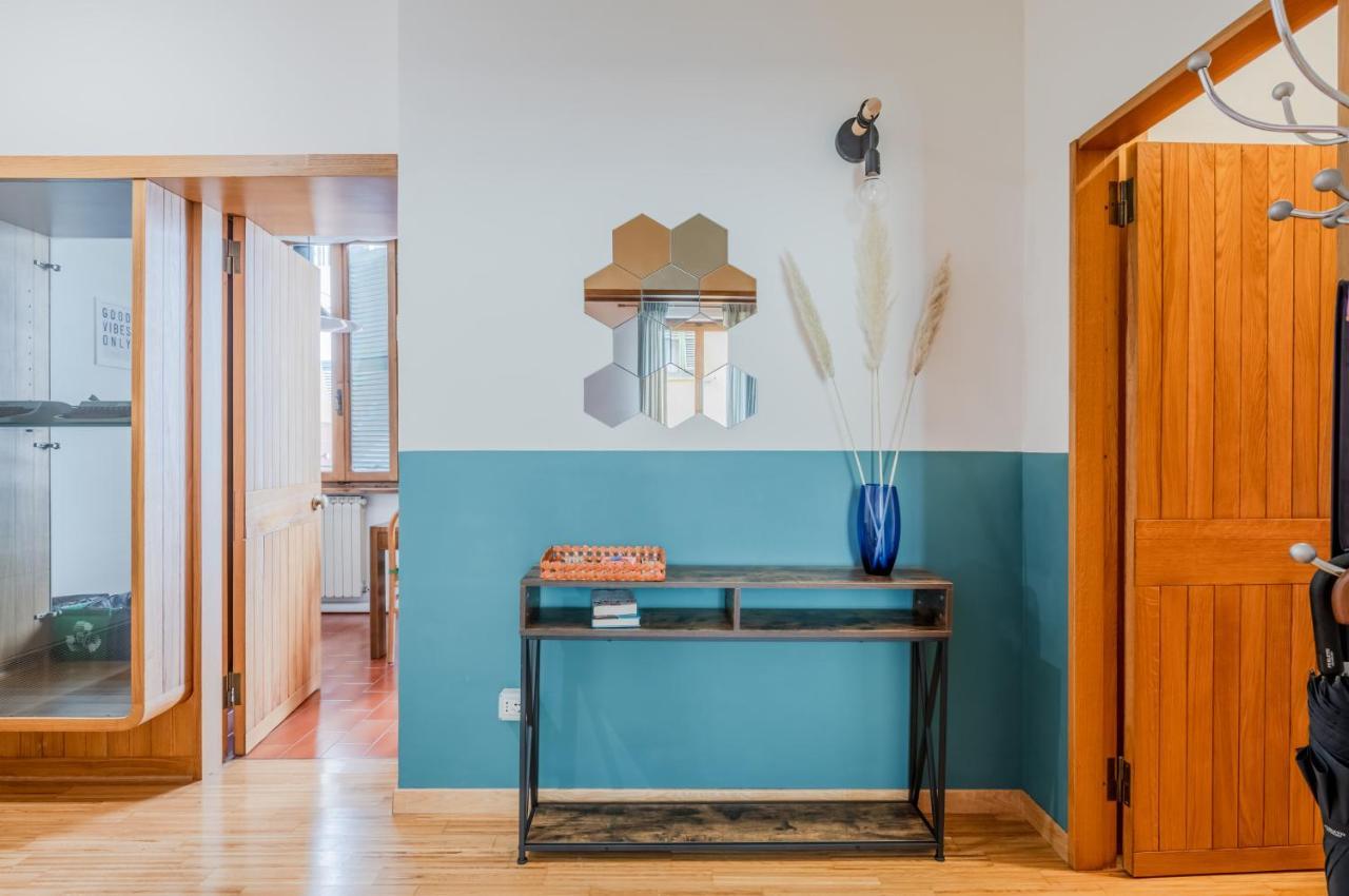 Apartment Santa Croce - Chic Retreat In The Heart Of *