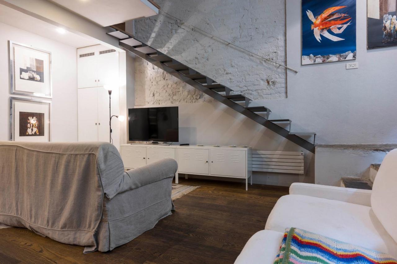 Santa Croce Loft Apartment Florence