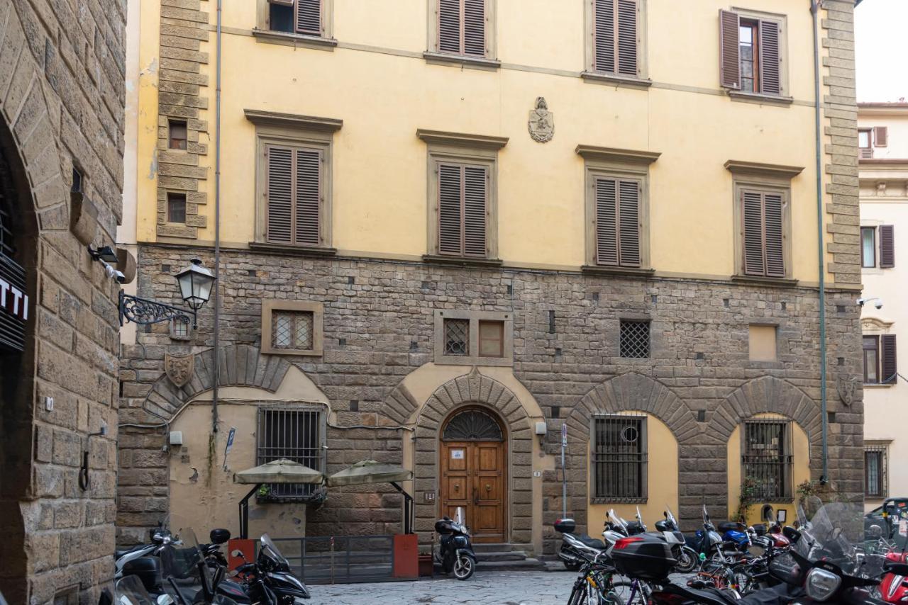 Eclectic In Santa Croce Apartment *