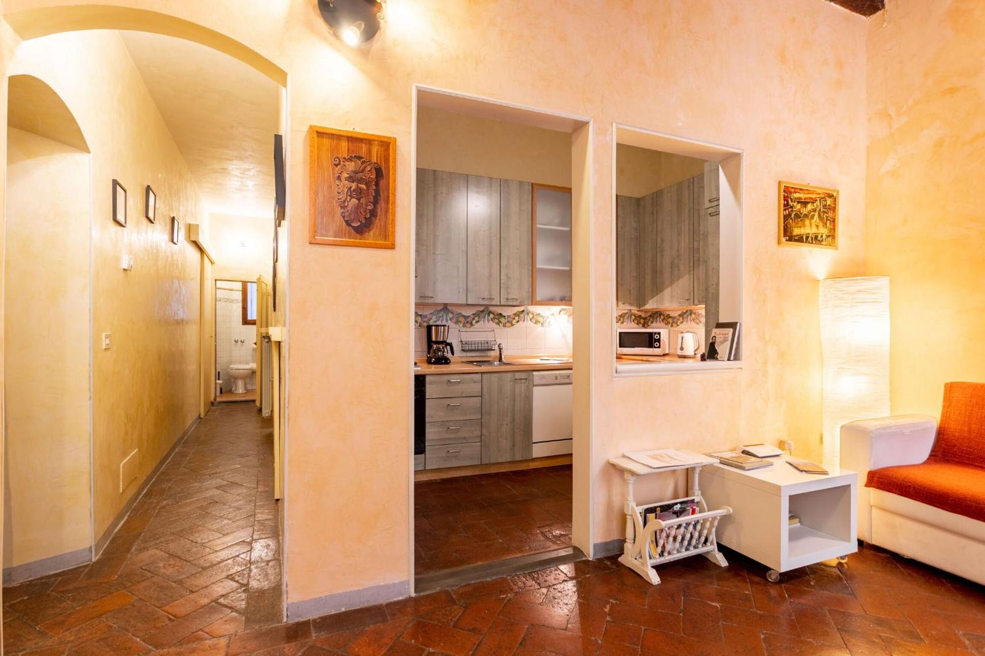 Antonino By Halldis Apartment