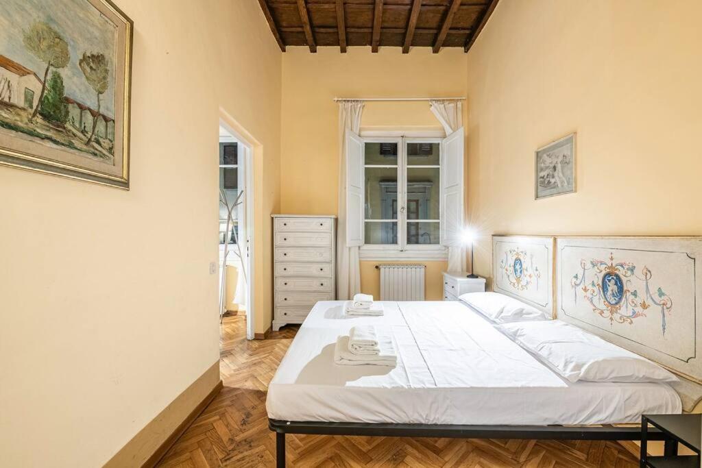 Historic Centre Elegant Appartamento *