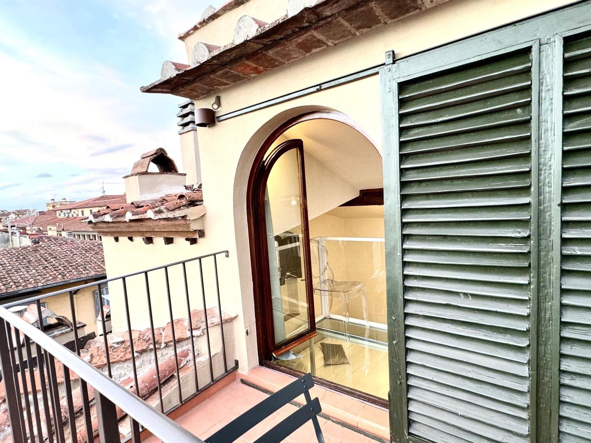 Palazzo Pandolfini's City-view Apartment *