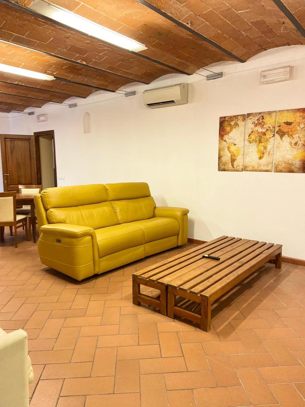 Casale Dei Cento Acri Bed & Breakfast