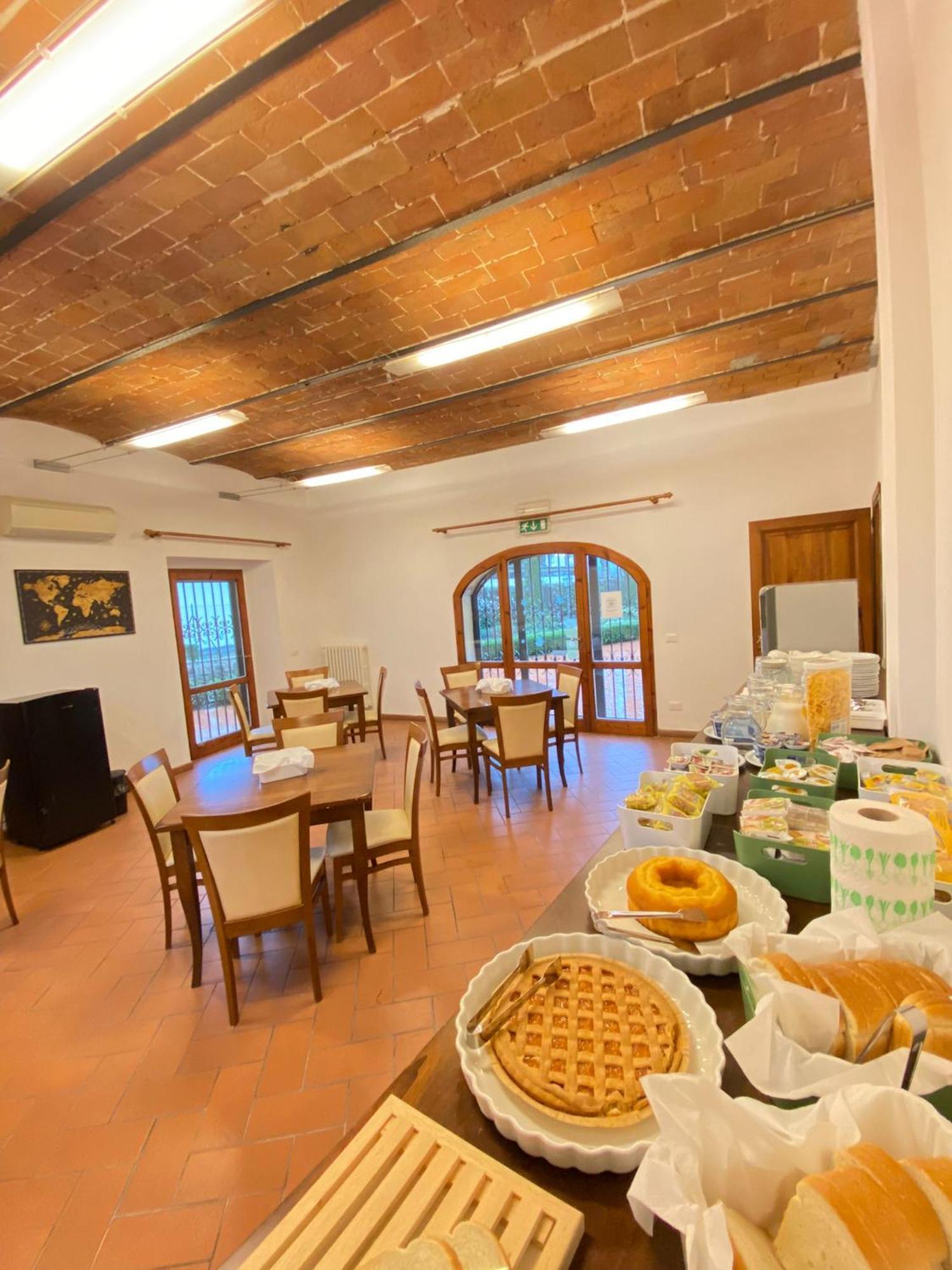 Bed & Breakfast Casale Dei Cento Acri 2*