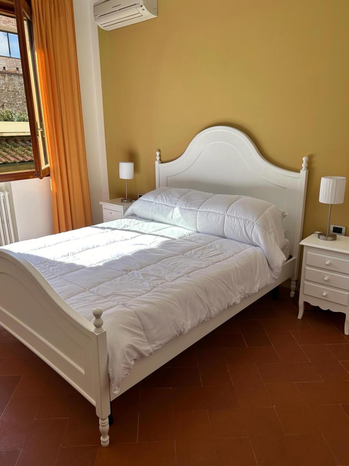Apartment Borgo San Jacopo 8 *