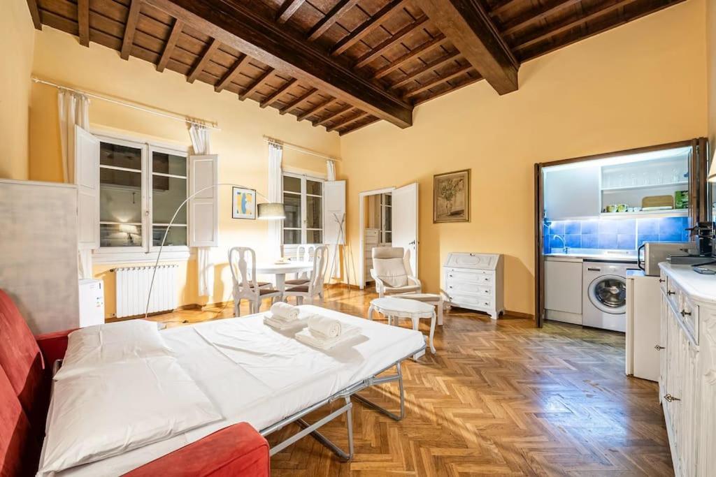 Appartamento Historic Centre Elegant