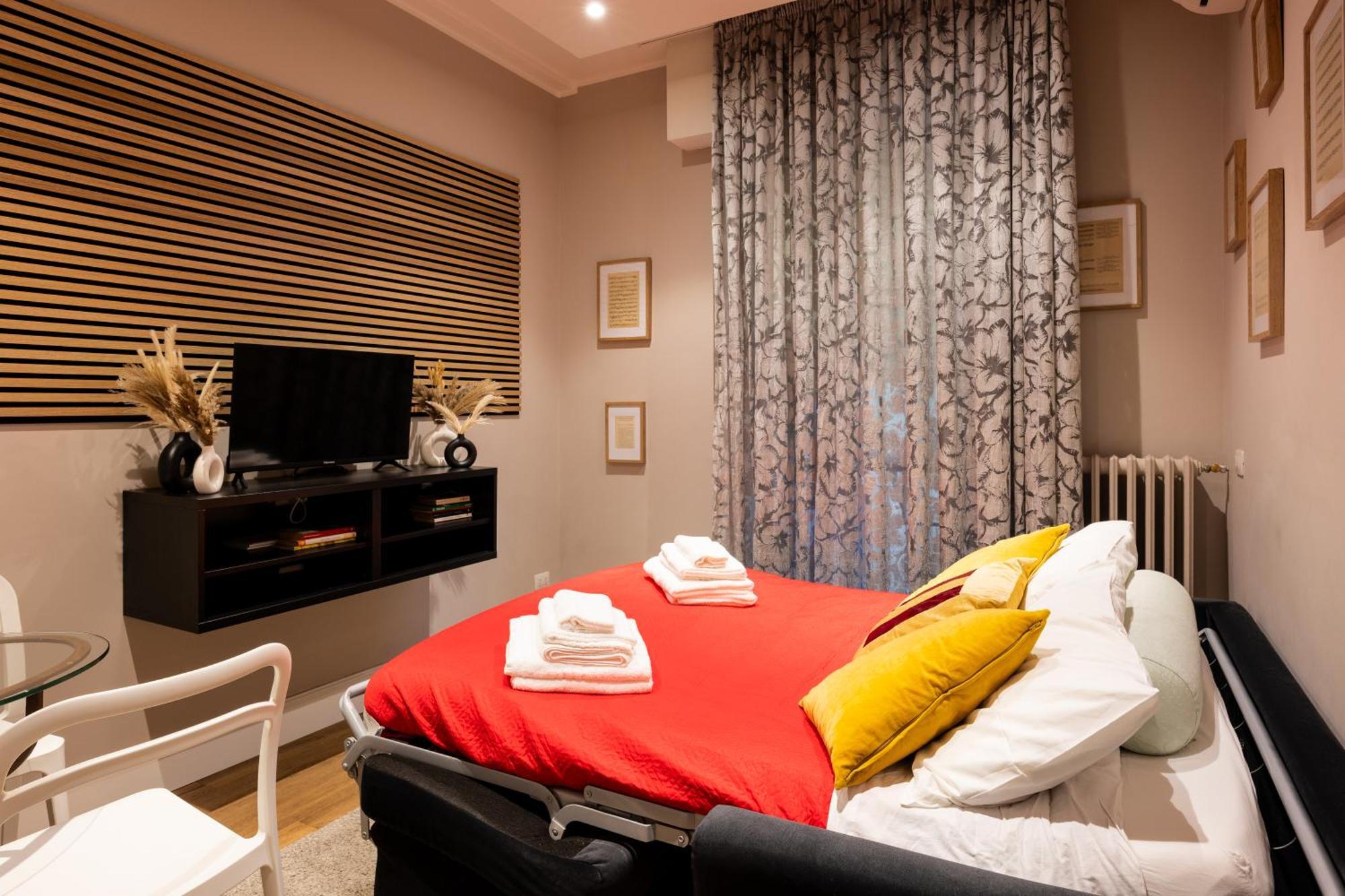 Smooth Mansion In Ponte Vecchio Apartment Florence