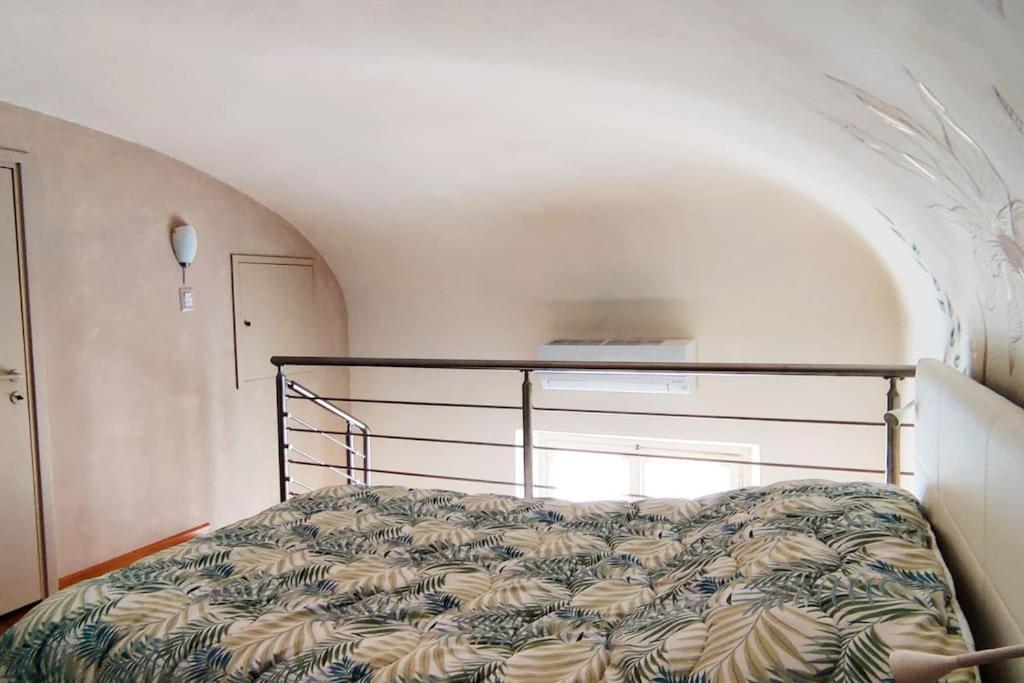 Curtatone Apartment *