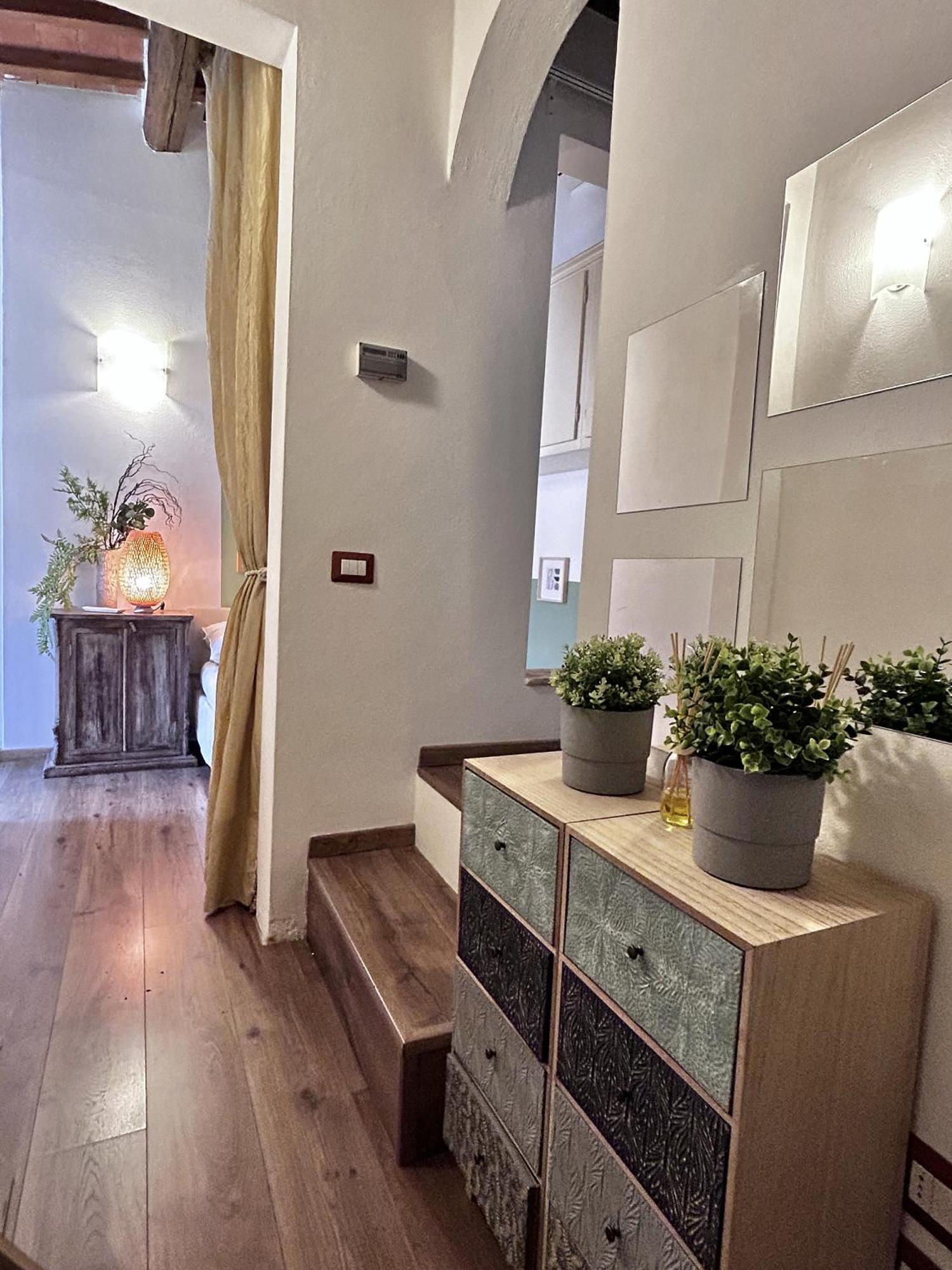 Apartment Characteristic In Santa Croce Florence