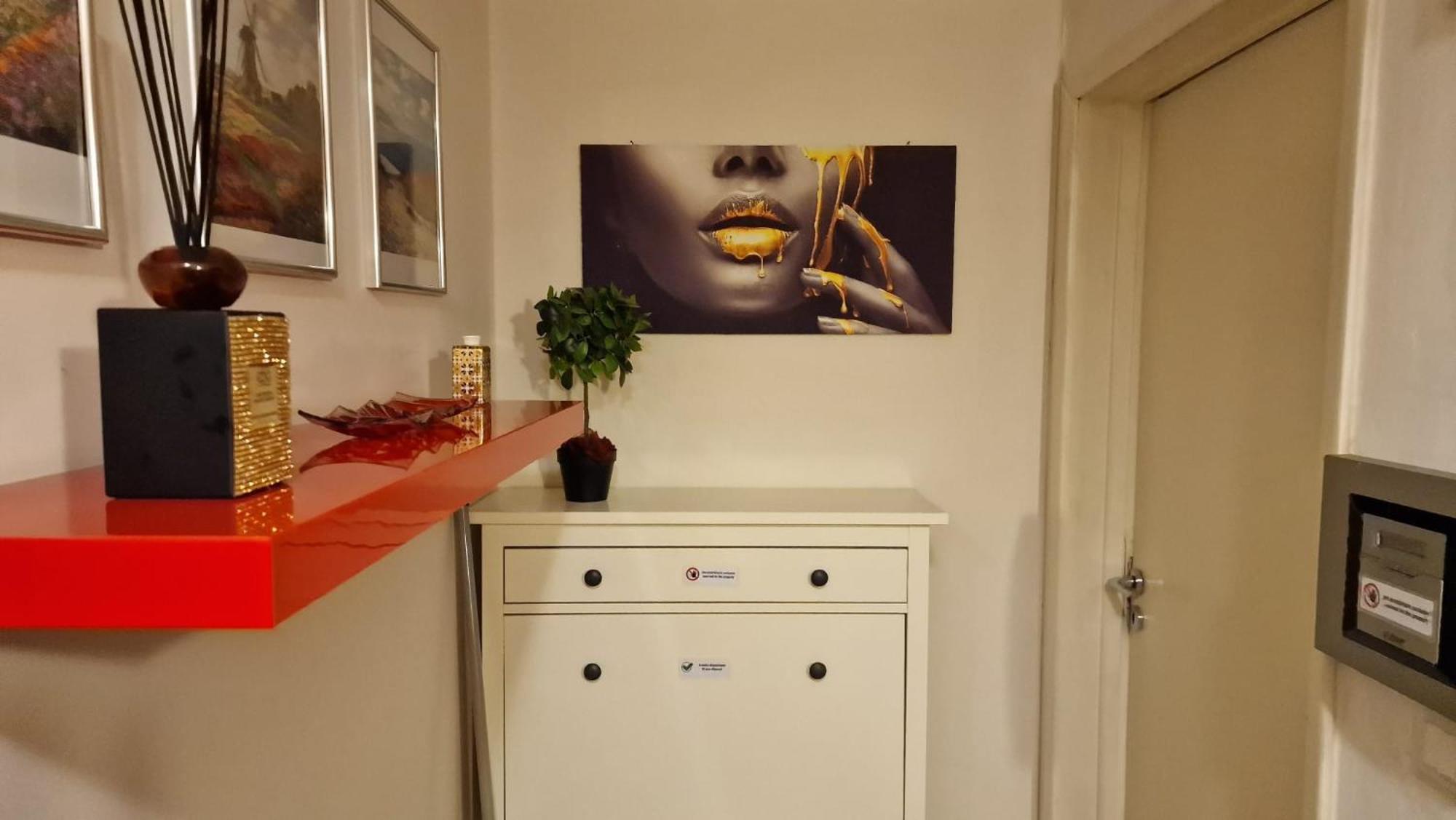 Apartment Cecchi's Gem Only Self Check-in Florence