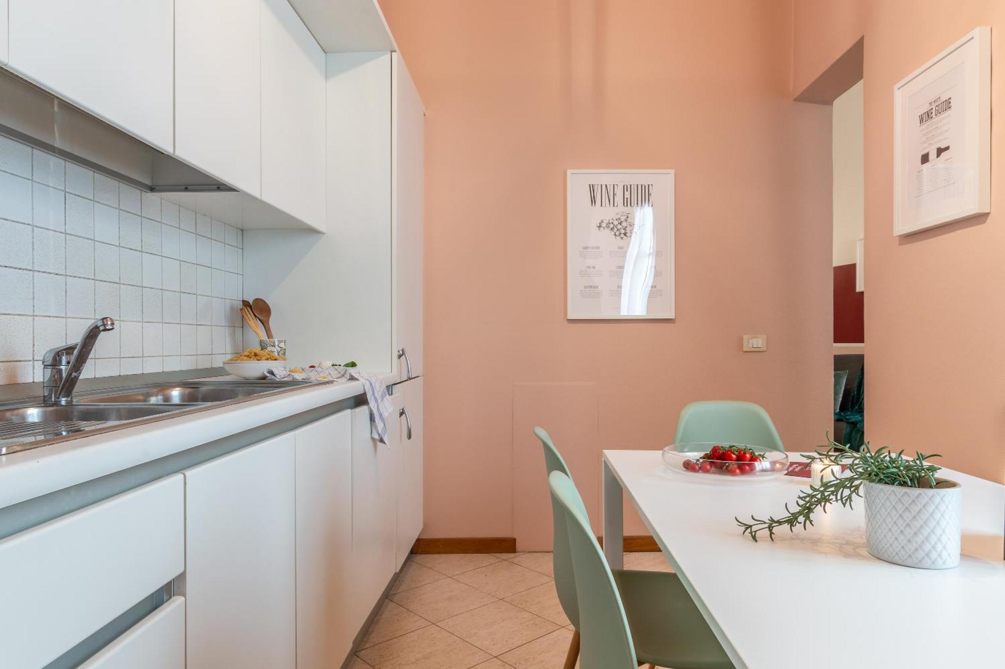 Wine Moscato Apartment Florence