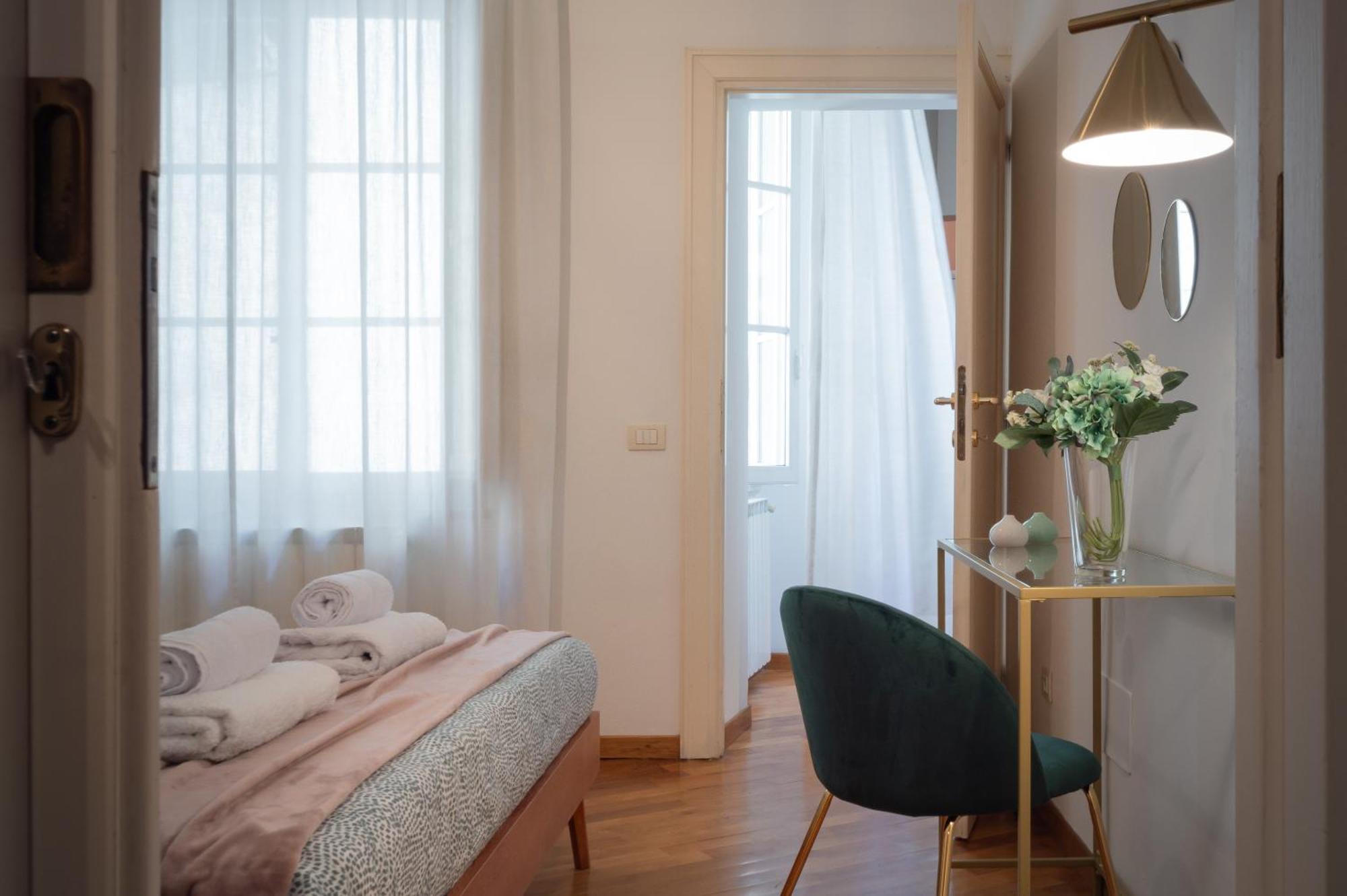 Wine Moscato Apartment