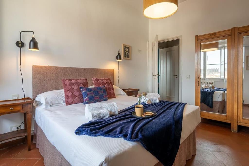 Buondelmonti Rooftop Apartment *