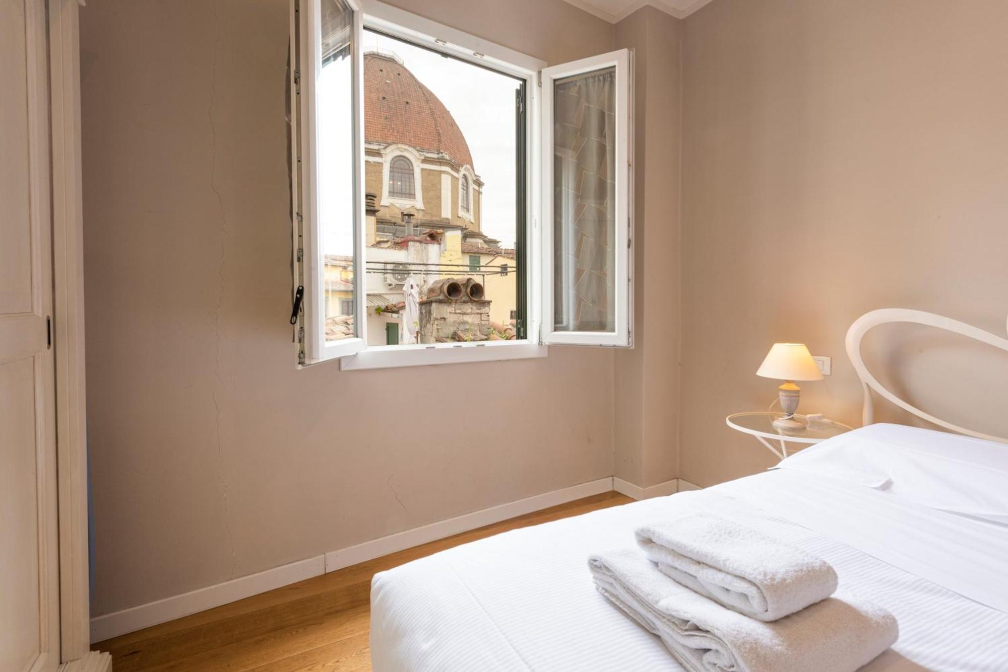 Apartment Charming View By Mmega Florence