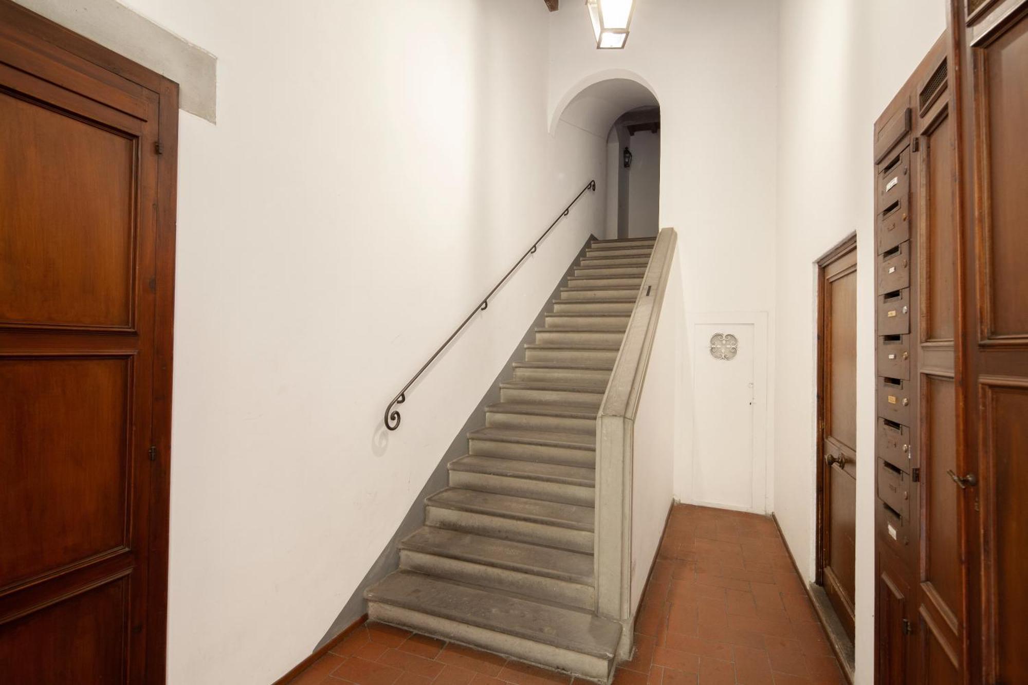 Appartamento Aurora's, Renaissance Suite, Historic Apartment, Pivot Location, Few Walks From All, Ac Bedroom *