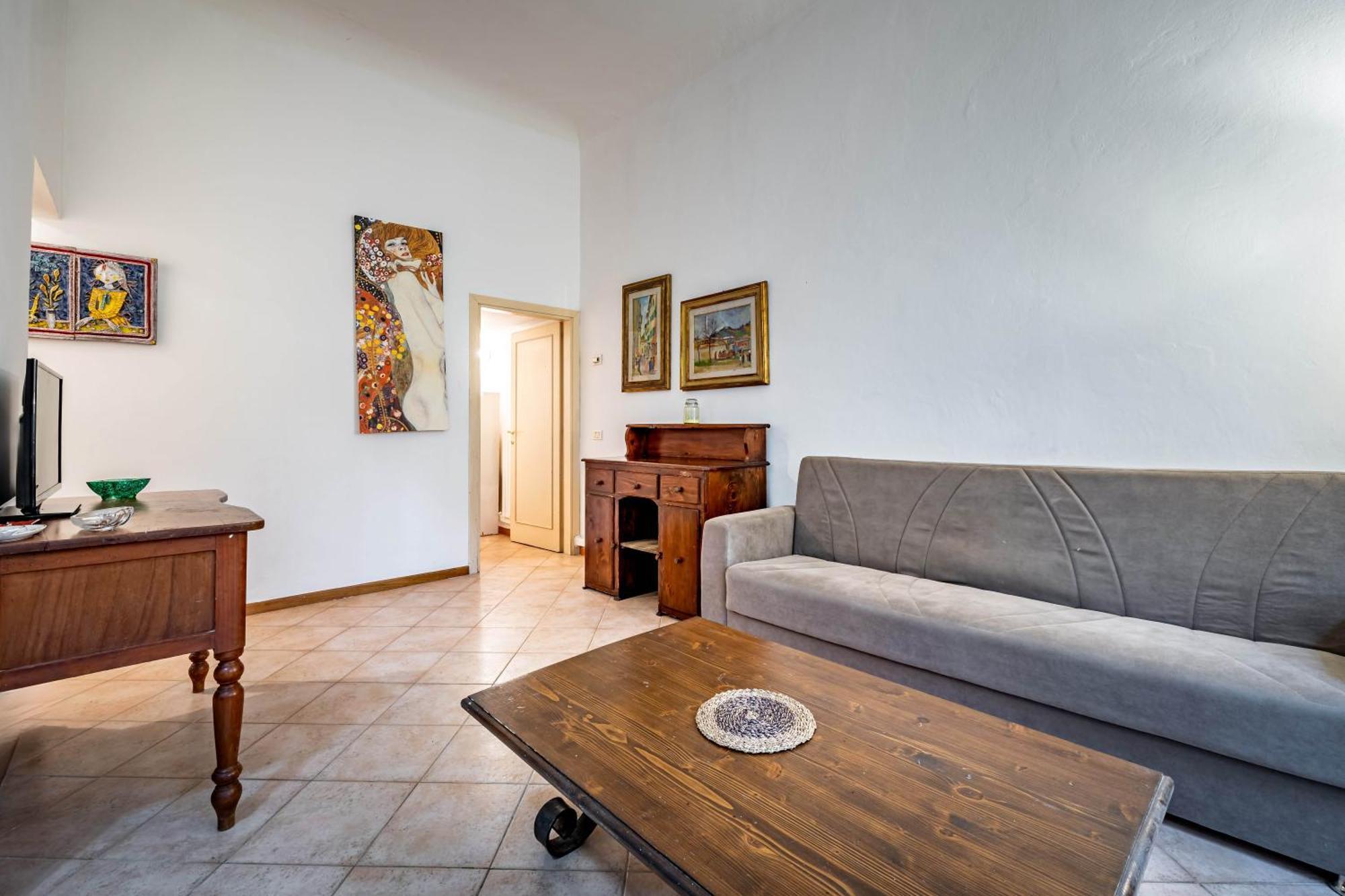 Apartment Yid With Little Garden