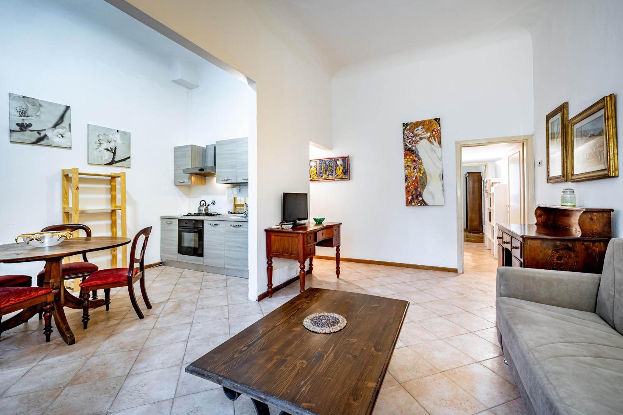Apartment Yid With Little Garden