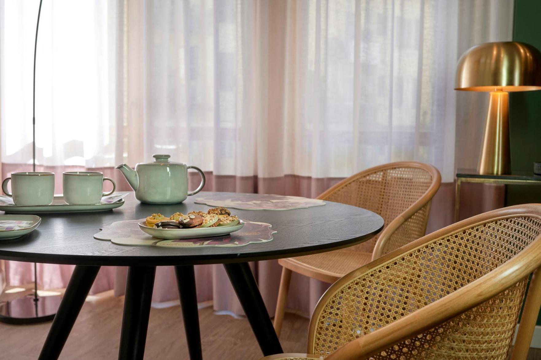 Leopoldo Aparthotel 3*