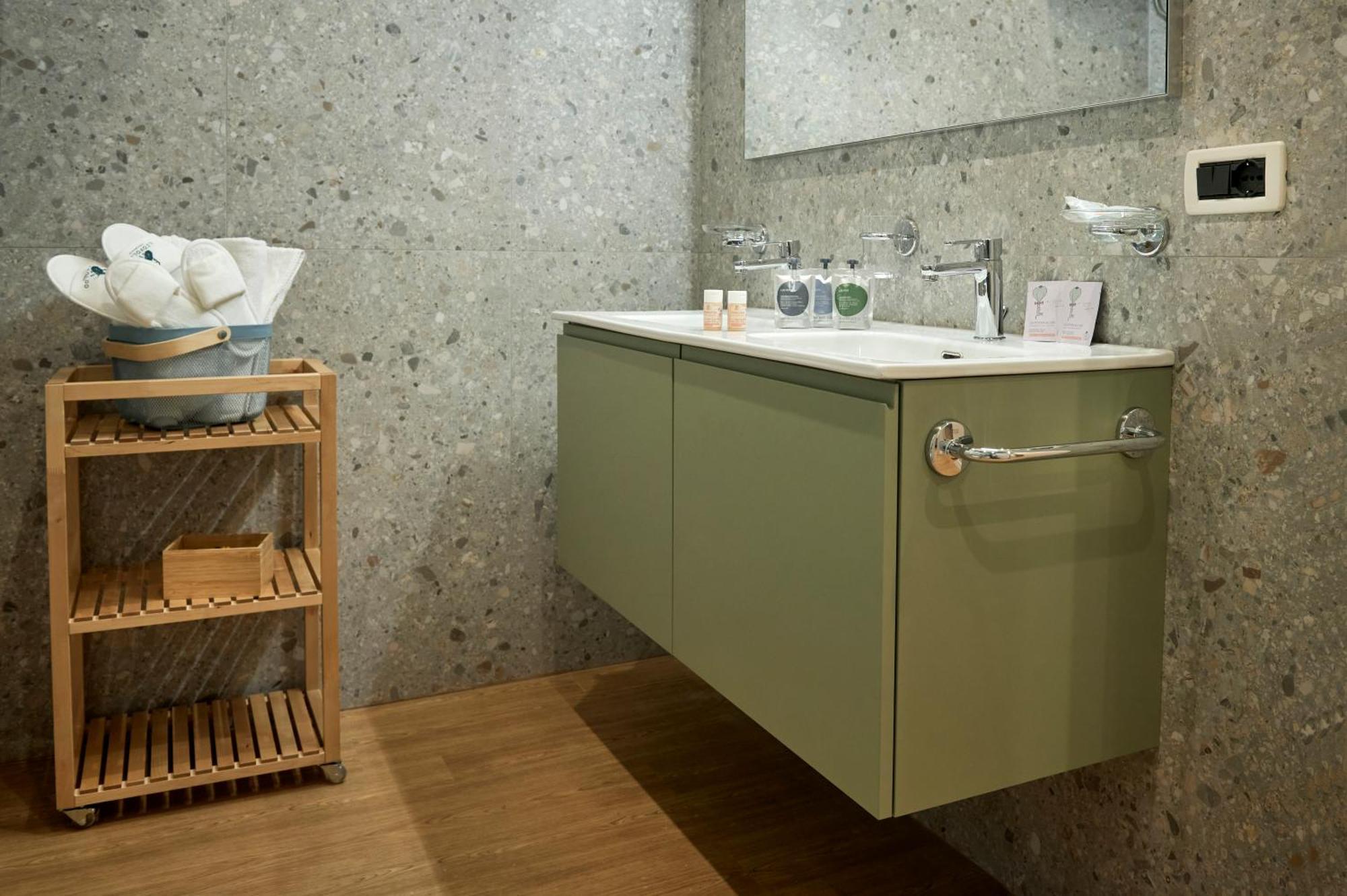 Leopoldo Aparthotel Florence